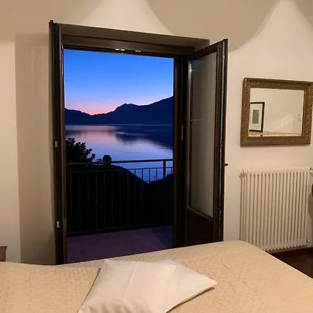 펜션 Casa Ludovica - Cozy With Panoramic & Mountain Views *